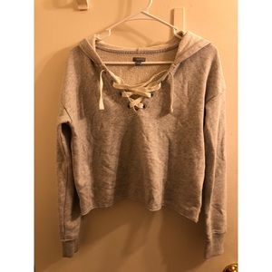 American Eagle grey sweater